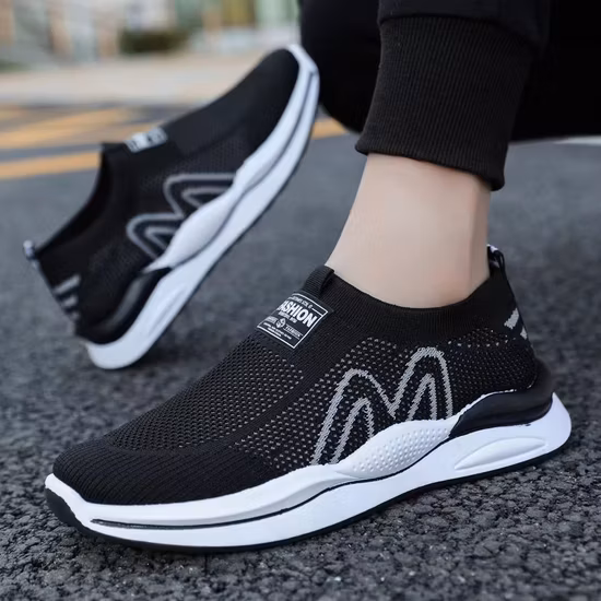 Sapatas confortáveis ​​do esporte da mulher da sapatilha do material da malha da mosca para correr